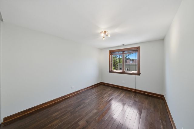 2218 N Newland Avenue 401, Chicago, IL 60707