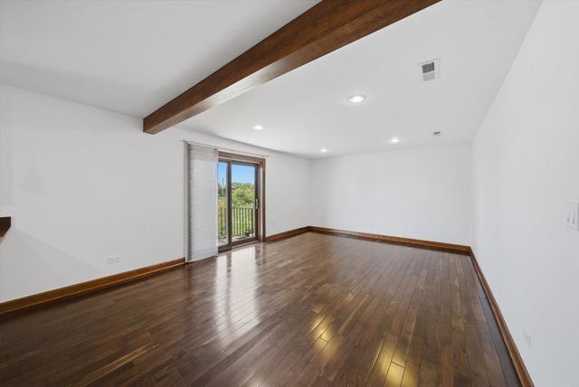 2218 N Newland Avenue 401, Chicago, IL 60707