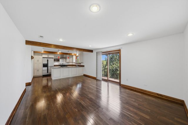 2218 N Newland Avenue 401, Chicago, IL 60707