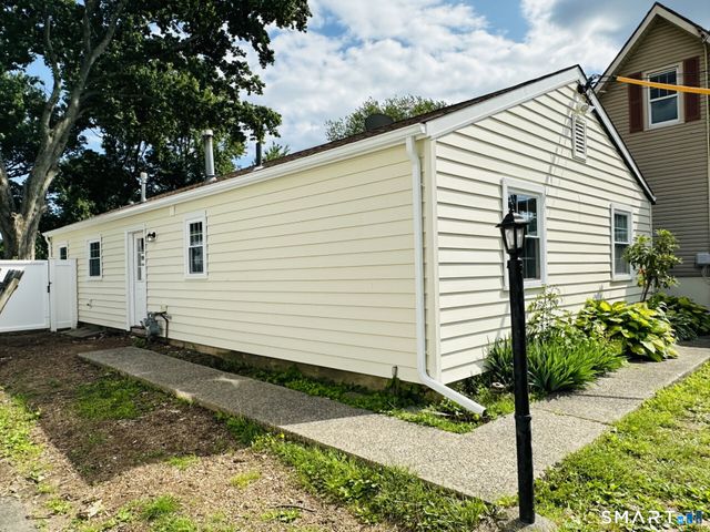 100 Ruden Street, West Haven, CT 06516