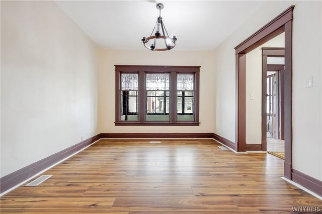25 Hartman Place, Buffalo, NY 14207