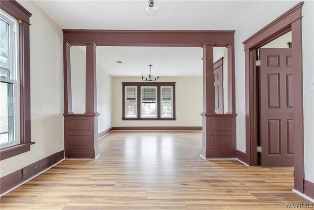 25 Hartman Place, Buffalo, NY 14207
