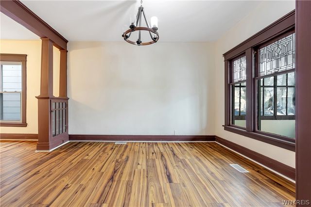 25 Hartman Place, Buffalo, NY 14207