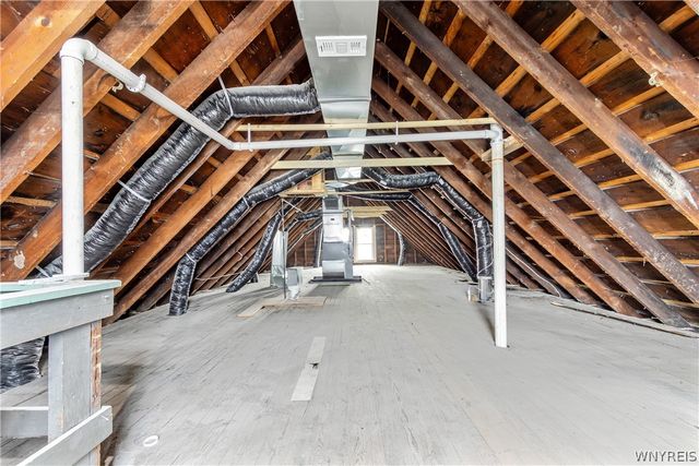 25 Hartman Place, Buffalo, NY 14207