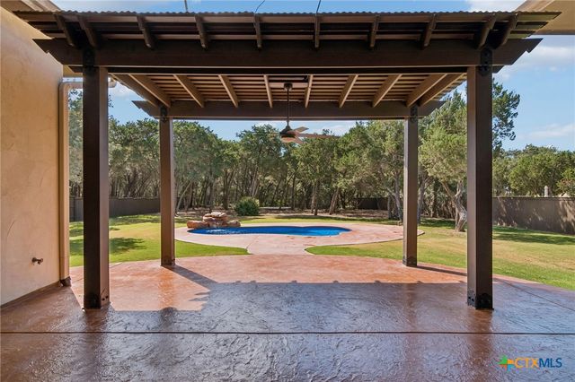 975 Wilderness Oaks, New Braunfels, TX 78132