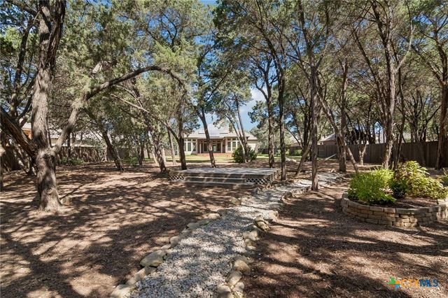 975 Wilderness Oaks, New Braunfels, TX 78132