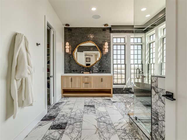 107 Lower Green Way, Carlton Landing, OK 74432