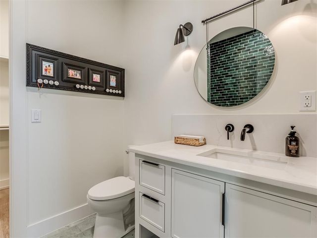 107 Lower Green Way, Carlton Landing, OK 74432