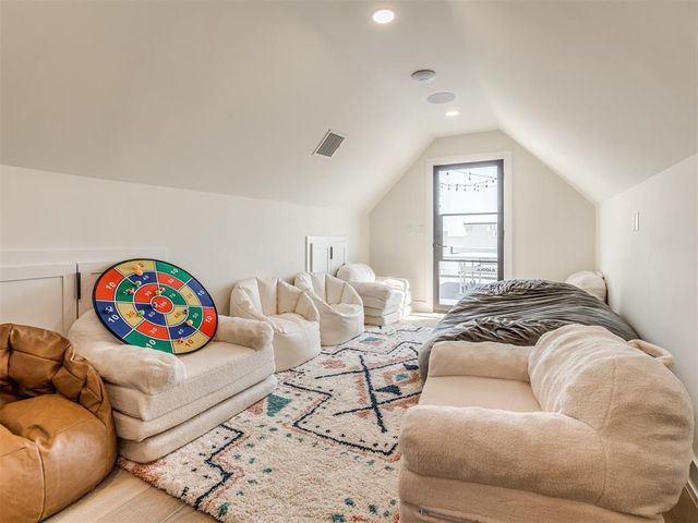 107 Lower Green Way, Carlton Landing, OK 74432