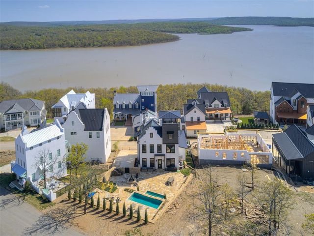 107 Lower Green Way, Carlton Landing, OK 74432