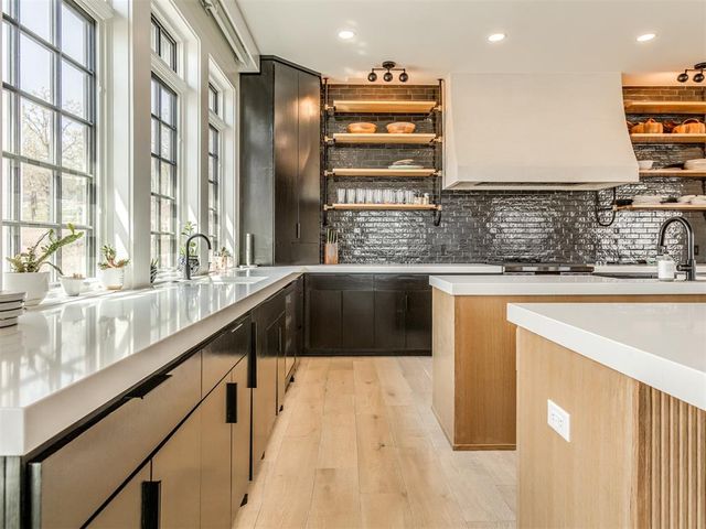 107 Lower Green Way, Carlton Landing, OK 74432