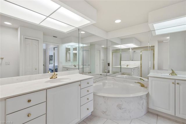 5795 Grande Reserve WAY # 1001, Naples, FL 34110