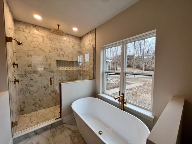 9412 Grand Summit Drive, Tyrone Twp, MI 48430