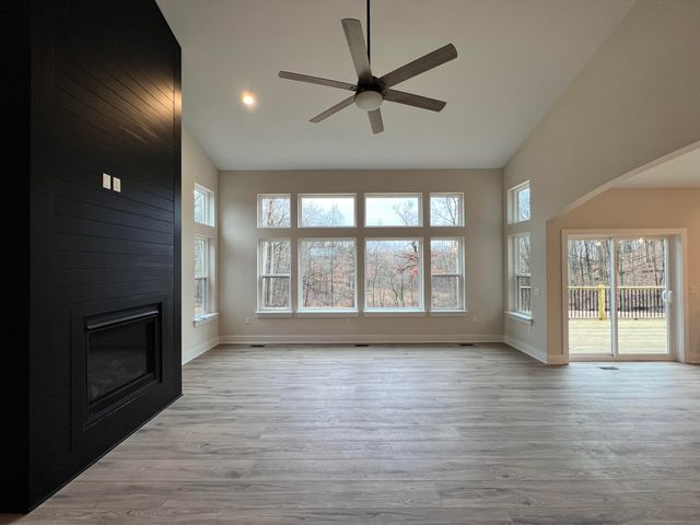 9412 Grand Summit Drive, Tyrone Twp, MI 48430