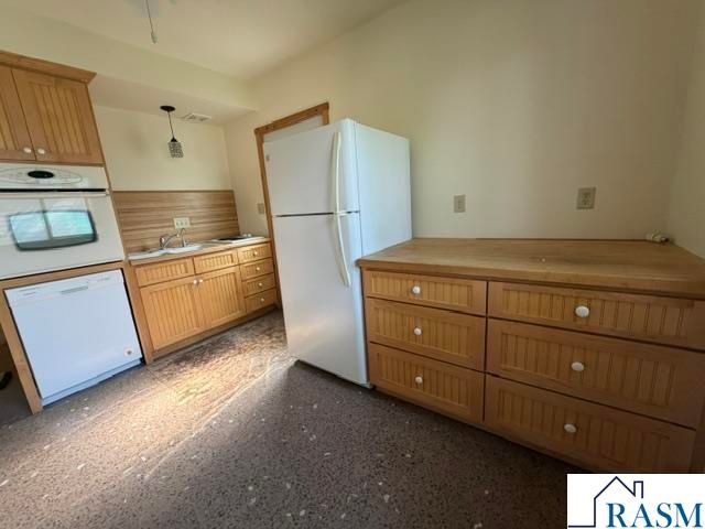 923 N 5th Street, Mankato, MN 56001
