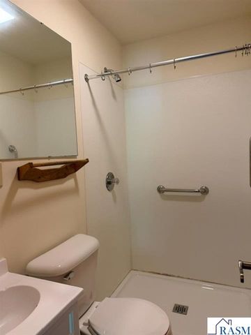 923 N 5th Street, Mankato, MN 56001