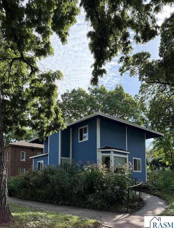 923 N 5th Street, Mankato, MN 56001