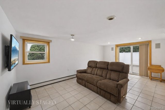 108 Lee Avenue, Babylon, NY 11702