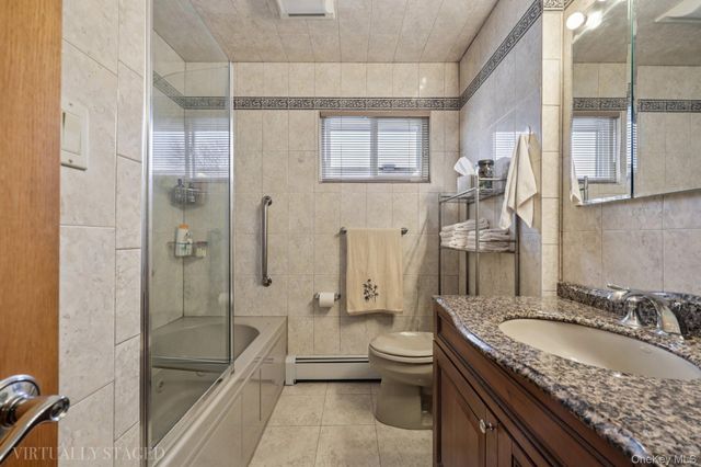 108 Lee Avenue, Babylon, NY 11702