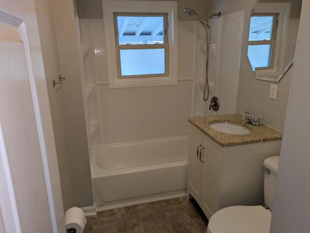 411 N Union Street, Hobart, IN 46342