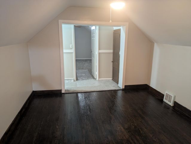 411 N Union Street, Hobart, IN 46342