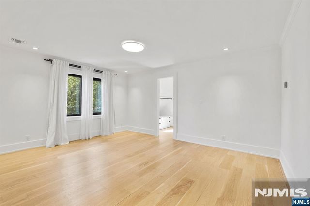 226 Haworth Avenue, Haworth, NJ 07641