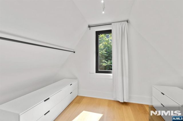 226 Haworth Avenue, Haworth, NJ 07641