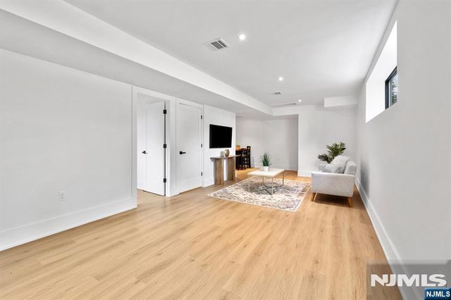 226 Haworth Avenue, Haworth, NJ 07641