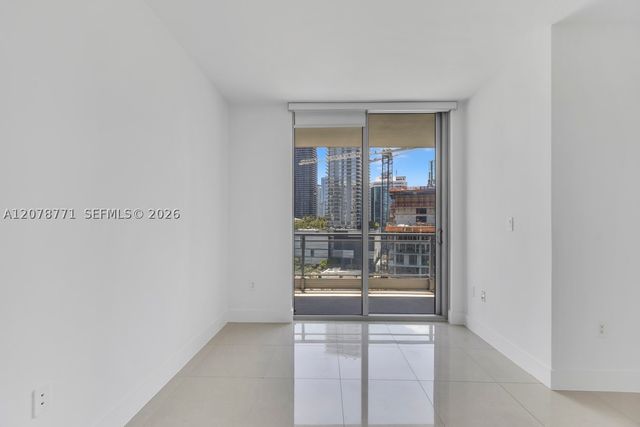 92 SW 3rd St 1403, Miami, FL 33130
