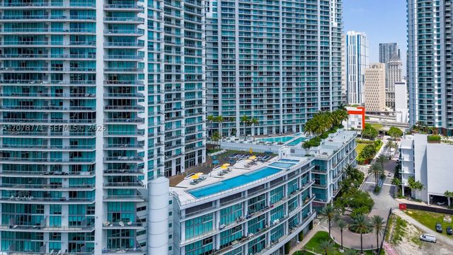 92 SW 3rd St 1403, Miami, FL 33130