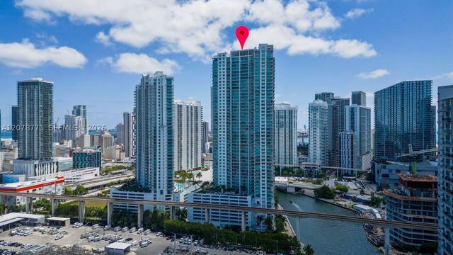 92 SW 3rd St 1403, Miami, FL 33130