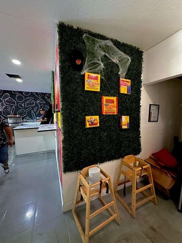 Pizzeria for Sale In Hialeah, Hialeah, FL 33016