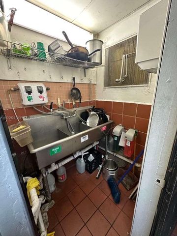 Pizzeria for Sale In Hialeah, Hialeah, FL 33016