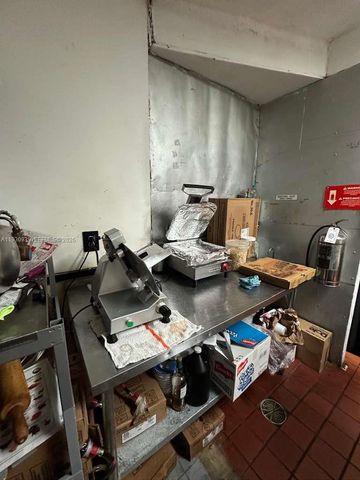 Pizzeria for Sale In Hialeah, Hialeah, FL 33016