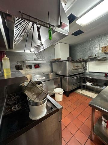Pizzeria for Sale In Hialeah, Hialeah, FL 33016