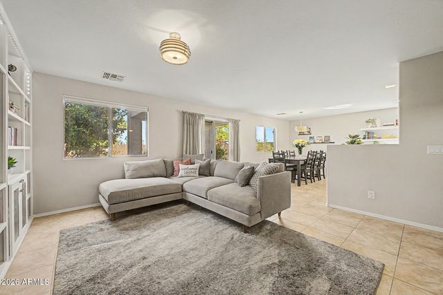 23535 N EL FRIO Court, Sun City, AZ 85373