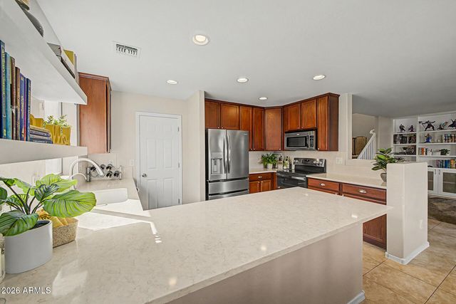 23535 N EL FRIO Court, Sun City, AZ 85373