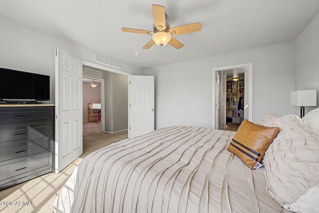 23535 N EL FRIO Court, Sun City, AZ 85373