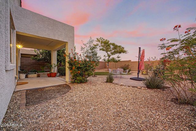 23535 N EL FRIO Court, Sun City, AZ 85373