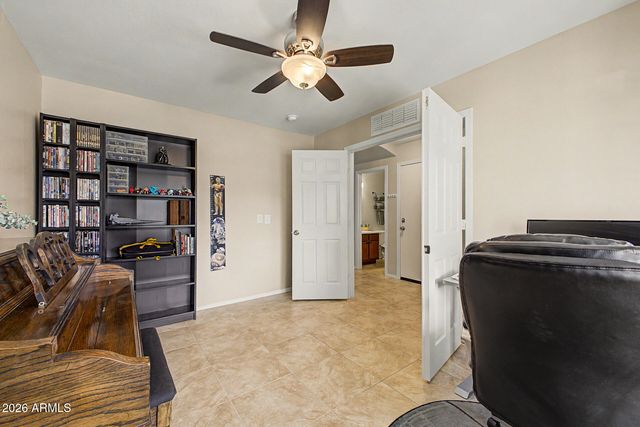 23535 N EL FRIO Court, Sun City, AZ 85373