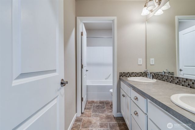 7336 Ashdown Lane SE, Olympia, WA 98513