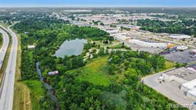 4175 Miller Road, Flint, MI 48507