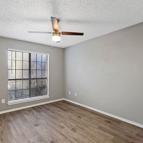 4049 Saint Christopher Lane, Dallas, TX 75287