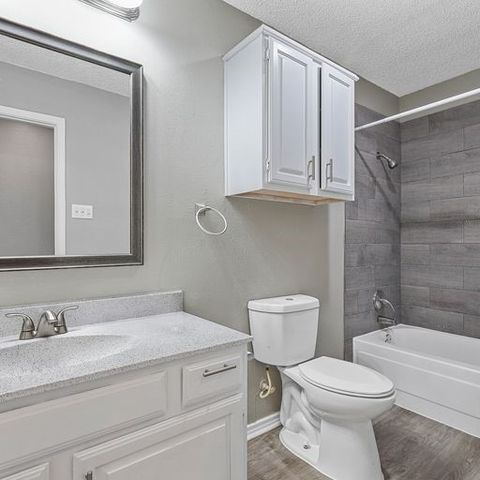4049 Saint Christopher Lane, Dallas, TX 75287
