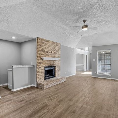 4049 Saint Christopher Lane, Dallas, TX 75287
