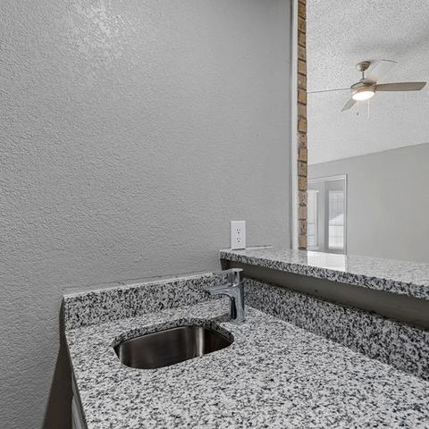 4049 Saint Christopher Lane, Dallas, TX 75287