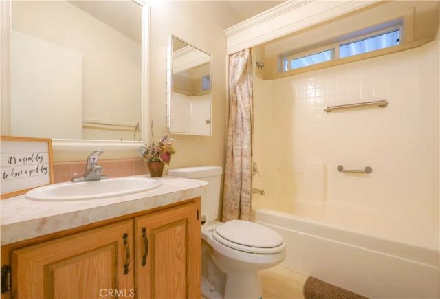 2240 Golden Oak 147, Merced, CA 95341