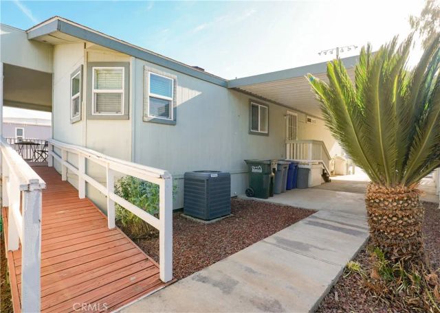 2240 Golden Oak 147, Merced, CA 95341