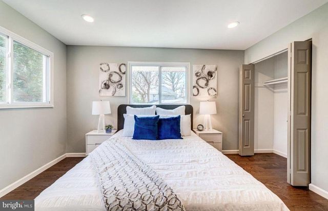 4207 WOODLAND DR, Fairfax, VA 22030