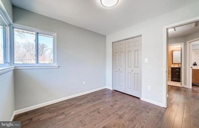 4207 WOODLAND DR, Fairfax, VA 22030